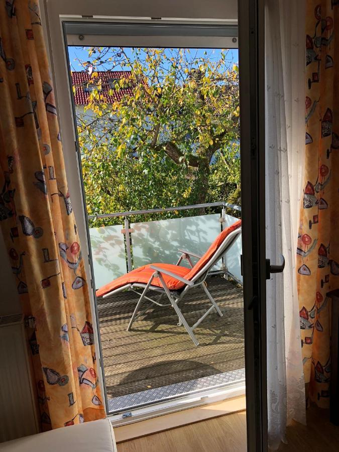 2 Zimmer Wohnung Mit Balkon - Naehe Messe Haar  Extérieur photo