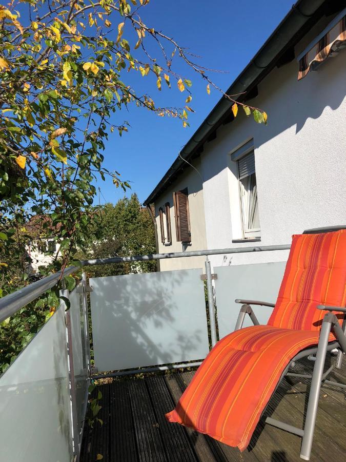 2 Zimmer Wohnung Mit Balkon - Naehe Messe Haar  Extérieur photo